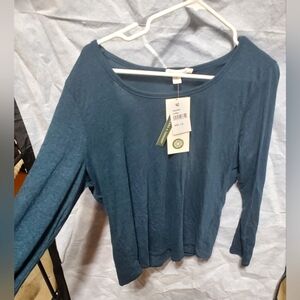 Threads 4 Thought cut out back, long sleeve, size L